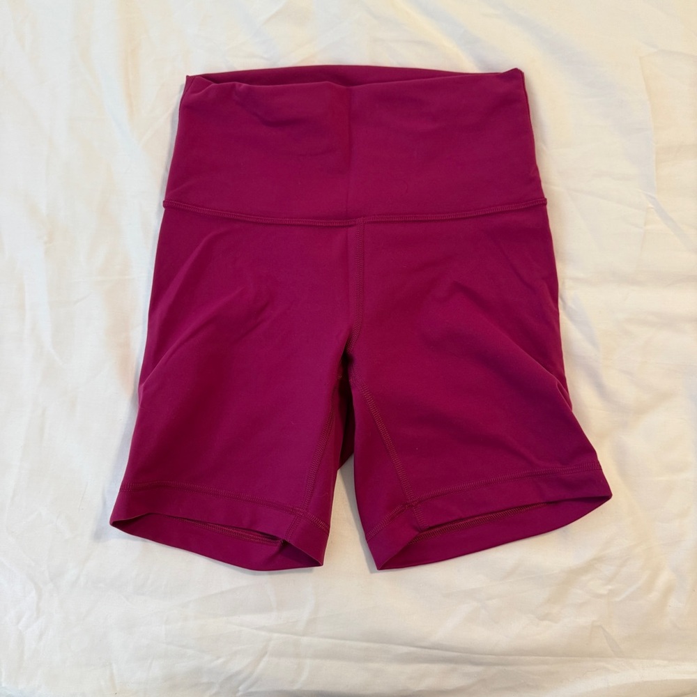 Lululemon Wunder Train High-Rise Short 6”